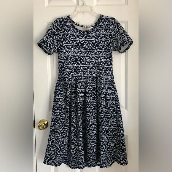 LULA ROE AMELIA DRESS SHORT SLEEVES RETRO WITH GEOMETRIC PRINT SIZE MEDIUM - Picture 1 of 10